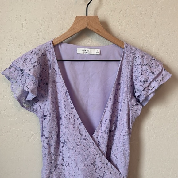 ALI & JAY Lilac Purple Lace Midi Wrap Dress Size M - Picture 3 of 7